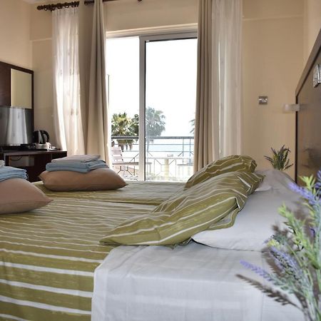 Andreas & Melanie Beach Hotel Гавернос-Бич Экстерьер фото